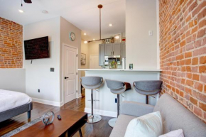Modern studio in Fairmount Park + Private rooftop